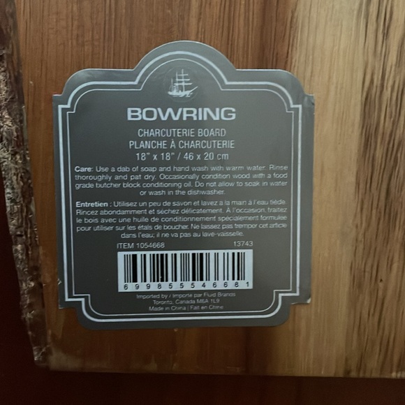 Bowring live edge charcuterie cheese board - Picture 7 of 10